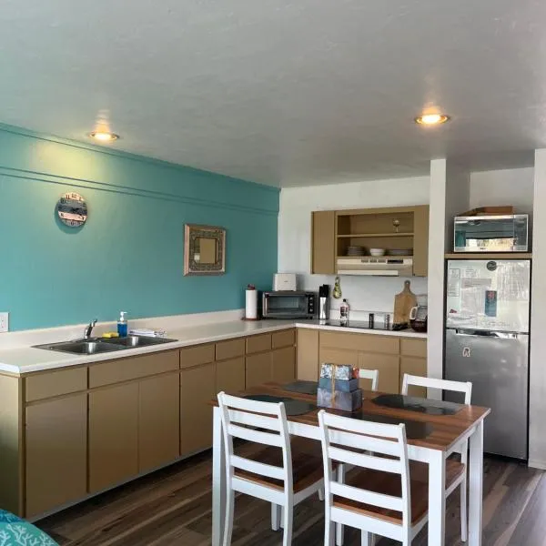 Cedar Key में, होटल Park Place Condo 227