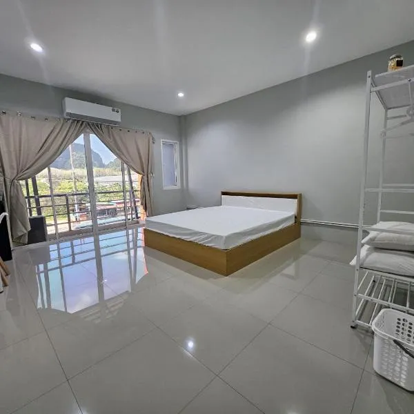Safary Tour, hotel en Ban Ta Kun