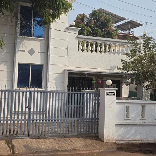 White Stone Villa, hotel u gradu Pune