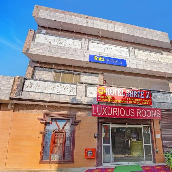 FabHotel Shree Ji, hotel di Lucknow