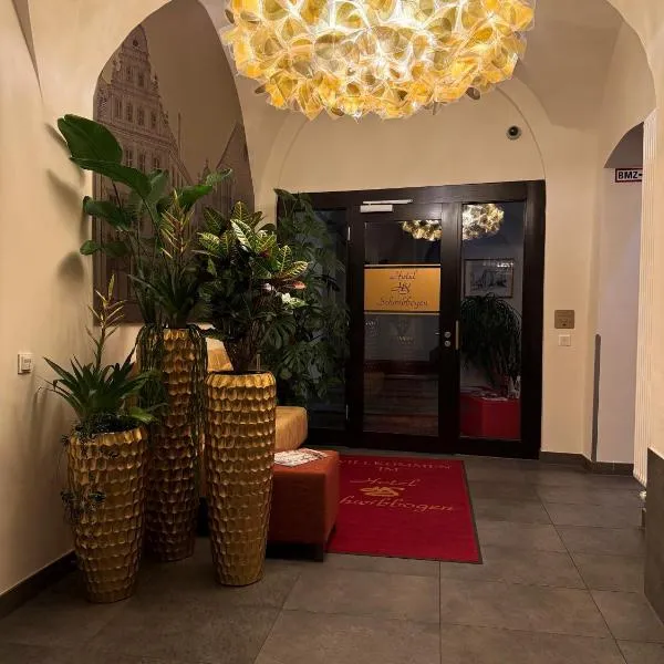 Hotel Schwibbogen Altstadt & Apartments，格爾利茨的飯店