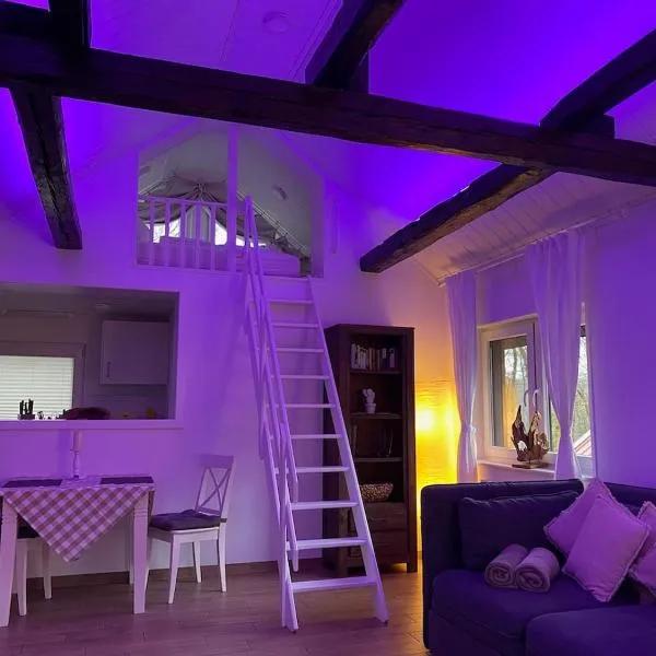 Chalet Waldeck By ZENSES with Private Sauna And Pure Nature, hotel en Heimbach