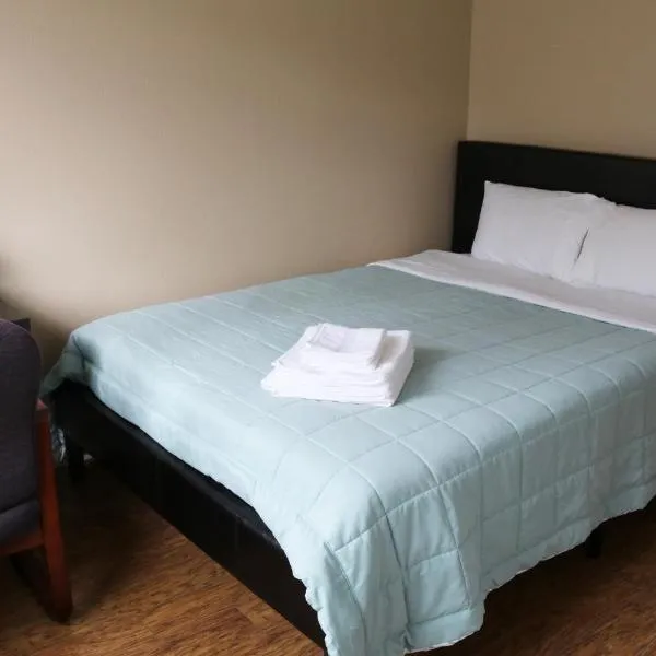 Quiet, clean and comfortable room, hotel in Seattle