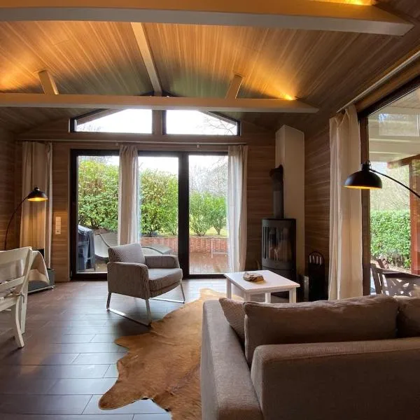 Chalet Seeblick With Lake View And Private Sauna, hotel em Heimbach