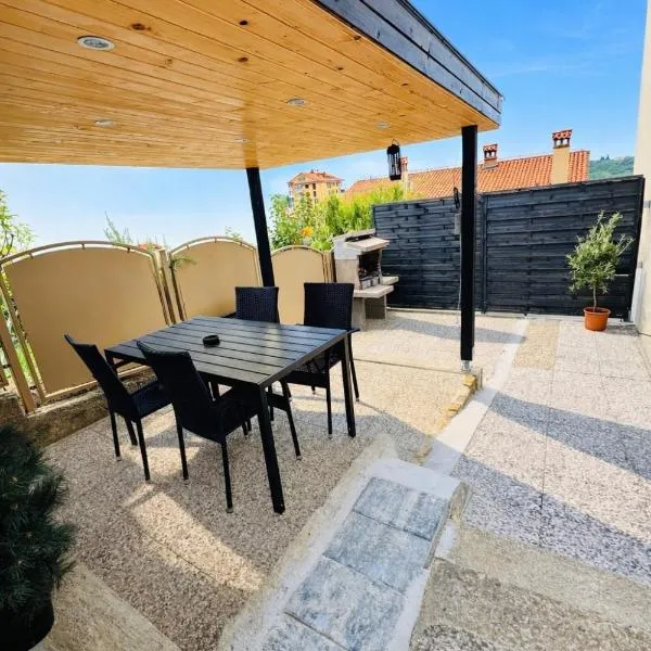 Pinny Apartment,位于波尔托罗的酒店