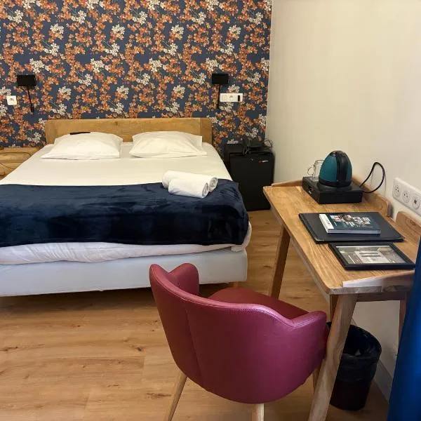 Logis Hôtel & Appartements Le Florence, hotel en Saint-Quentin