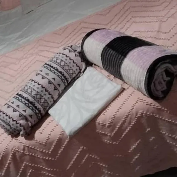 wamis Fully serviced apartments, готель у місті Солвезі