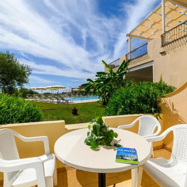 Hotel America, hotel u gradu Marina di Kamerota