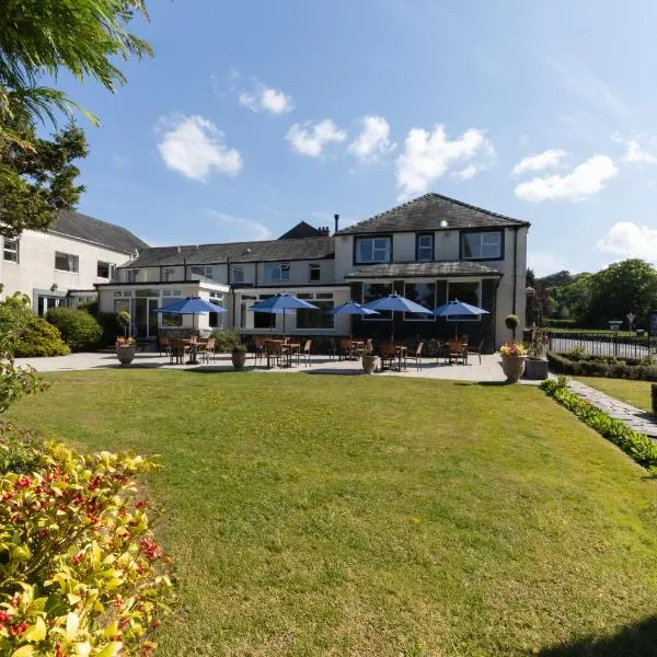 Lake District Castle Inn Hotel & Spa، فندق في كيسويك