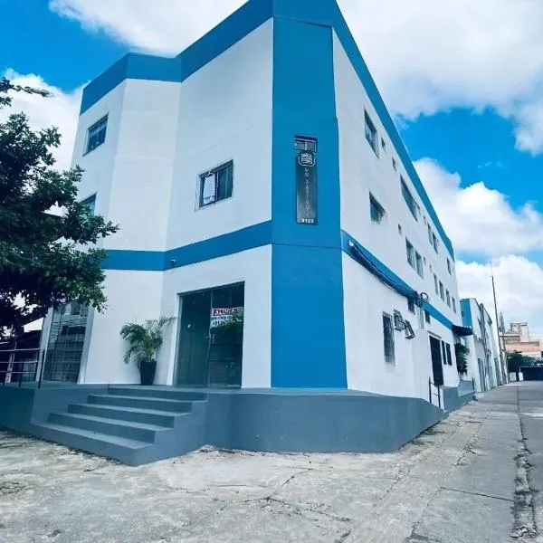 HN Pariquis – Estúdios com padrão Anfitrião 360 em Batista Campos, hotel v destinácii Belém