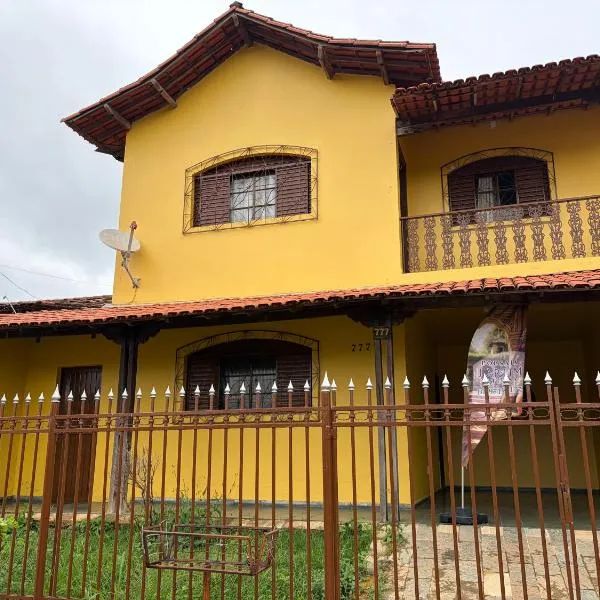 Pousada Jardim Alterosa, готель у місті Веспазіану