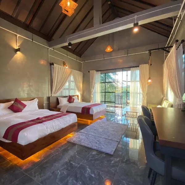 Namkhan Rivora Resort, hotel i Luang Prabang