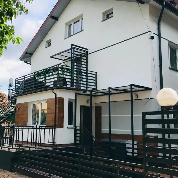 Apartamenty Pokoje Willa Bielany – hotel w Warszawie