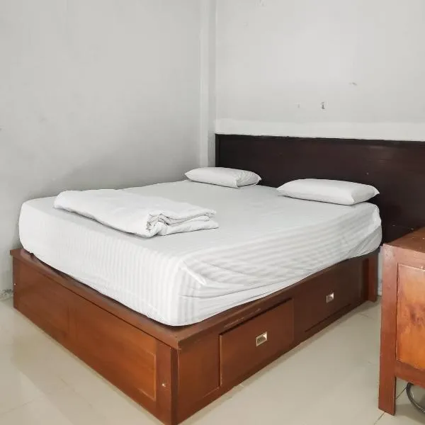 RedDoorz Syariah near Terminal Terpadu Langsa, hotel in Birimpontong