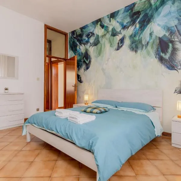 Gate3-MarcoPoloAirport-3 camere da letto-Wifi-Netflix-15' from Venice, hotel em Tessera