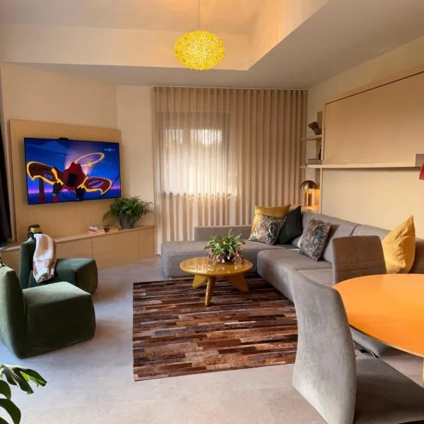 Apartments Pri nas, hotel em Kobarid