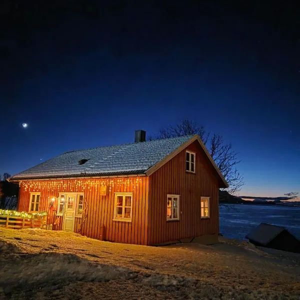 House at the farm!, hotel di Tromsø