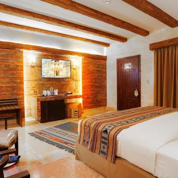 The Old Village Hotel & Resort, ξενοδοχείο στο Ουάντι Μούσα