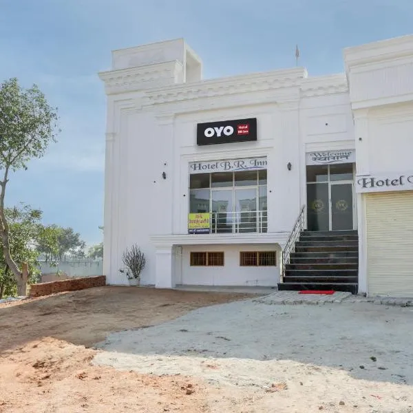 Hotel O BR INN, hotel in Aligarh