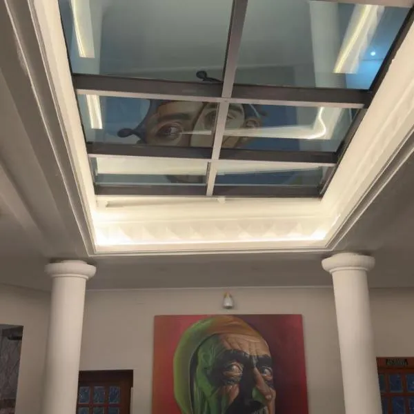 Hotel Cervantes, hotel sa Linares