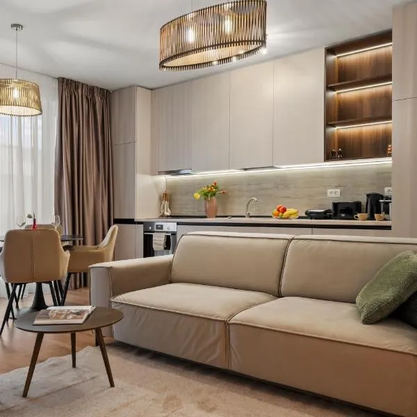 Bright Modern Apartment with Parking - North Area- Self Check-in- Netflix, hotel din Voluntari