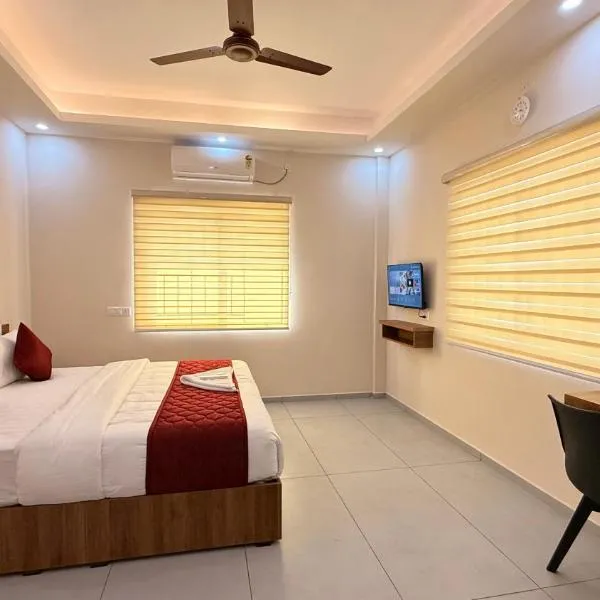 Misty Suite Infopark, hotel in Cochin