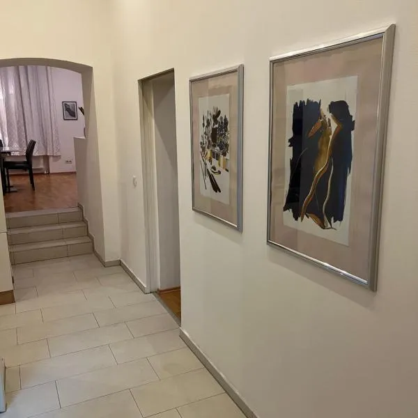 Lory nice Apartment, Hotel in Wien