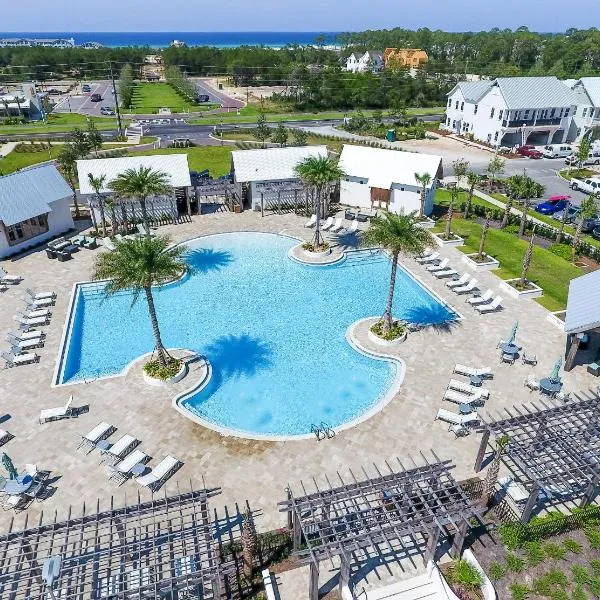 UPDATED unit in Prominence - Resort Pool, Golf Cart on 30A in Watersound, FL, hotel en Inlet Beach