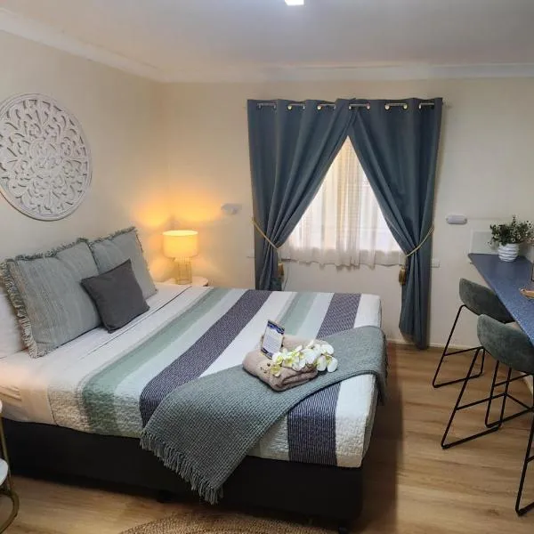 Gold City Motel, hotel en Charters Towers