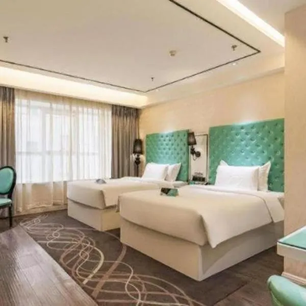 Xana Lite Korla Shihua Avenue Longquehe, hotel di Korla