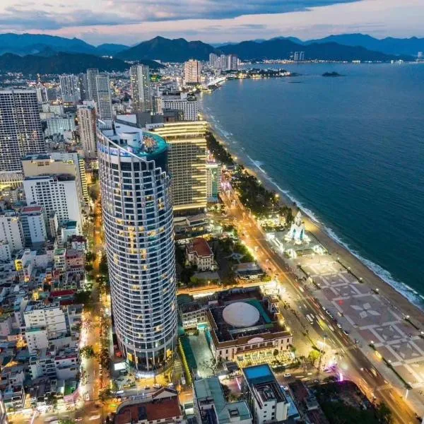 Aqualune Residence Beachfront, hotel a Nha Trang