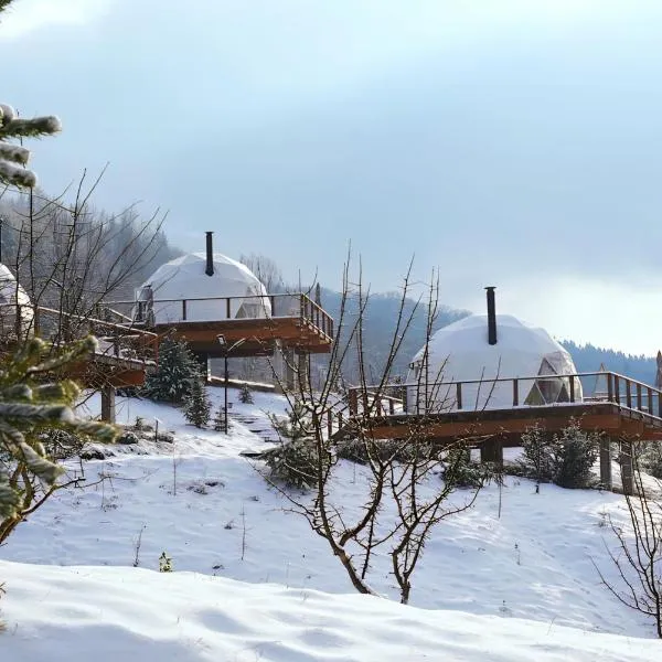 Zenzia Glamping Adult Only, hotel em Piatra Neamţ