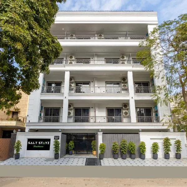 Saltstayz Executive Serviced Apartment Sector 45、グルガオンのホテル