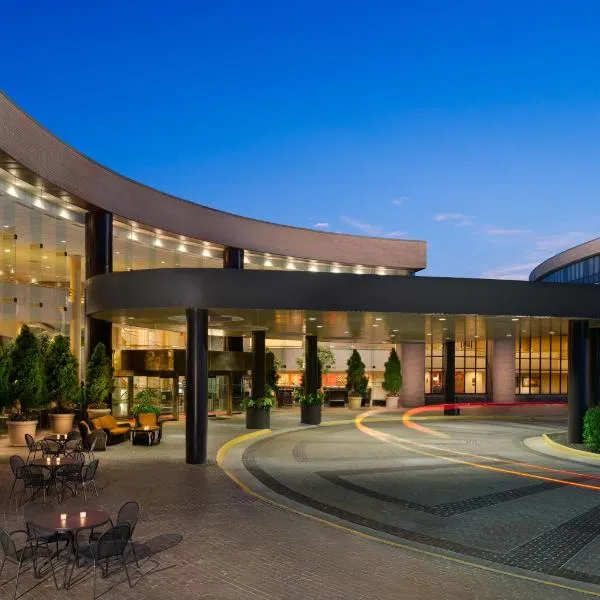 DoubleTree by Hilton Washington Dulles Airport, hotel v destinácii Herndon