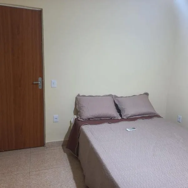 apartment Complete apartment with AC, WIFI and kitchen: Guanambi'de bir otel