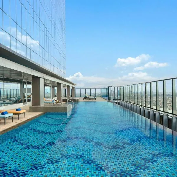 Aloft by Marriott Jakarta Kebon Jeruk, khách sạn ở Jakarta