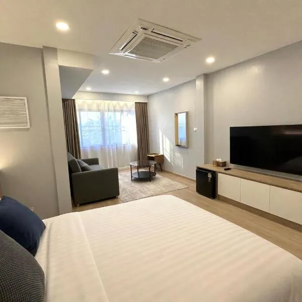 Whiteinn - ไวท์อินน์, hotel v destinácii Nonthaburi