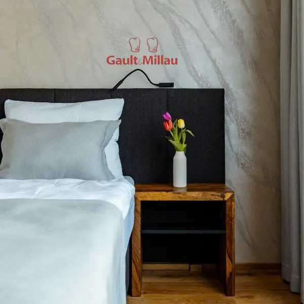 Vista Resort & Club, hotel v Pragi