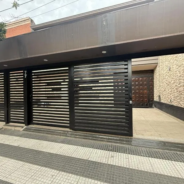 Hotel Haití, hotel u gradu San Migel de Tukuman