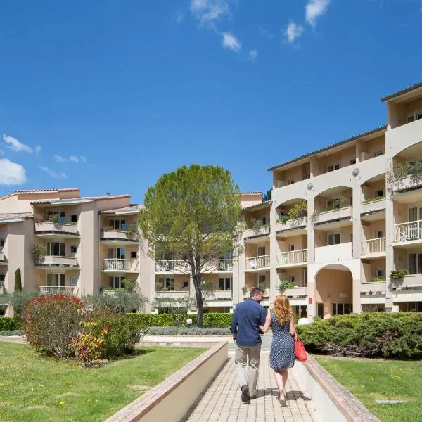 Résidence les Grands Pins、グレウー・レ・バンのホテル