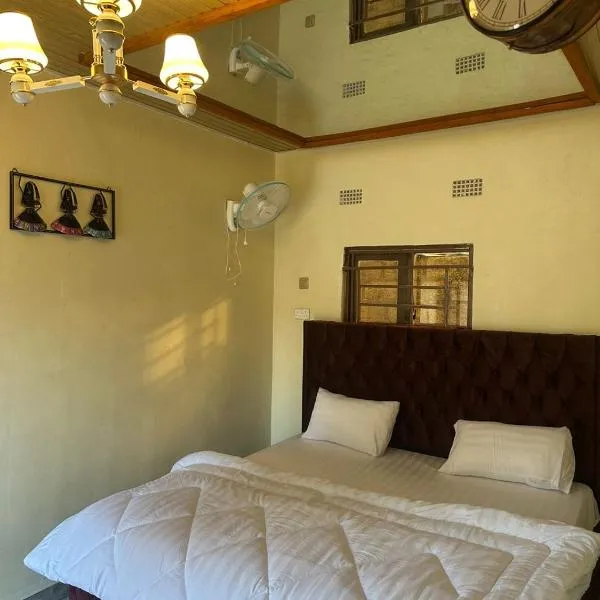 Infinity 555 Lodge, hotel em Lusaka