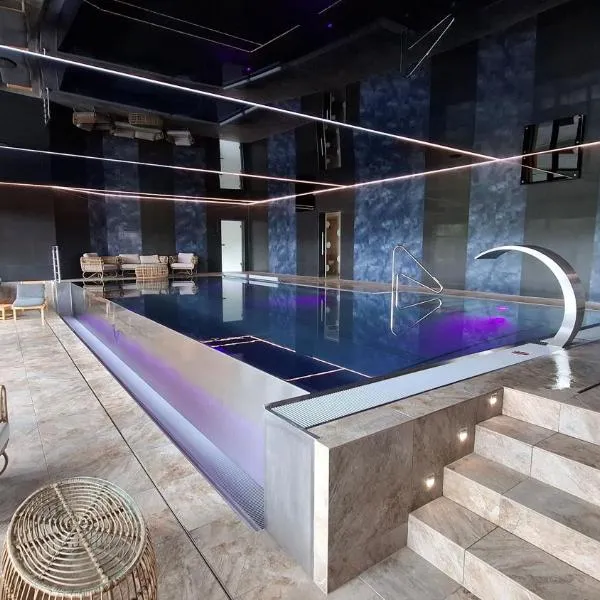 Rezidence u Jezera, viešbutis mieste Jesenykas