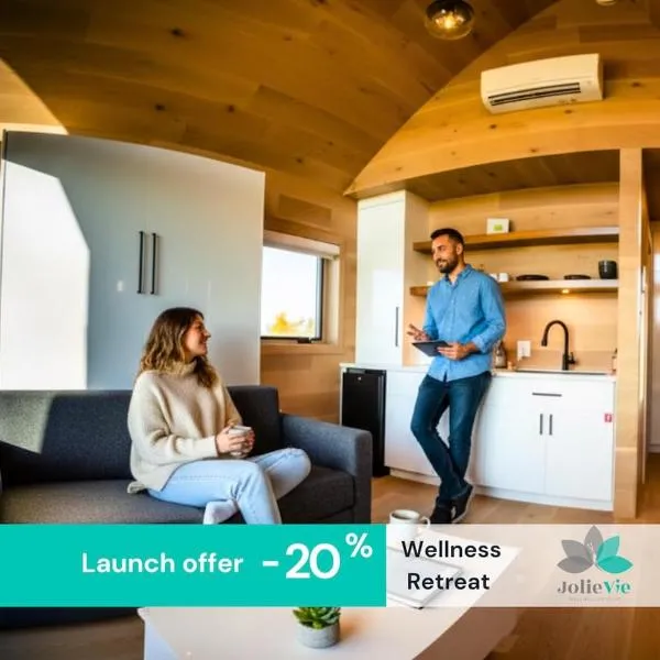 Jolie Vie Wellness Retreat, Metal Tiny Home #3, hotel en Grand Falls