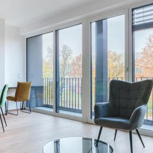 RIVERSIDE APARTMENTS Premium Living with great view, hotel v Linzi