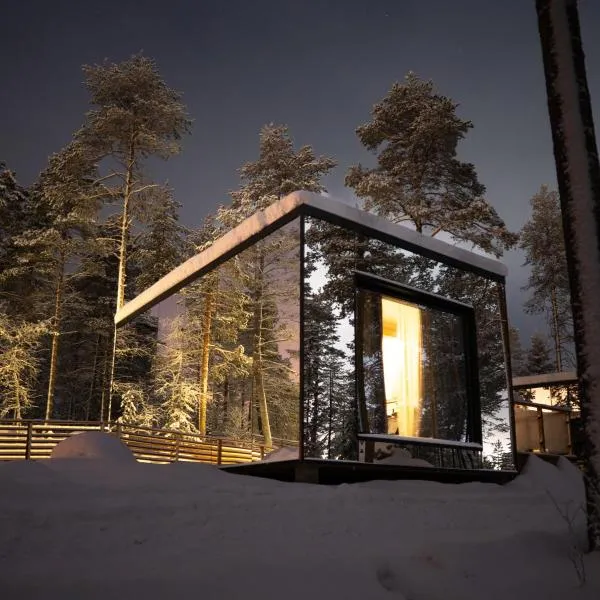 Invisible Forest Lodge & Adults Only SPA, hotel em Rovaniemi