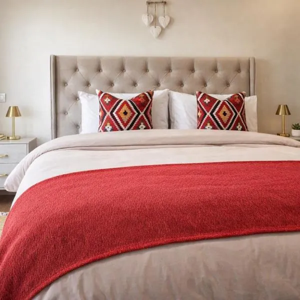 Walkable, Beach in 2, Terrace, DW, AC, PS4, WiFi, hotel en Mohammedia