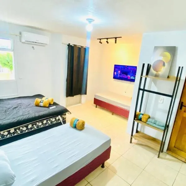 Ap com ar próximo ao centro, hotel em Crateús