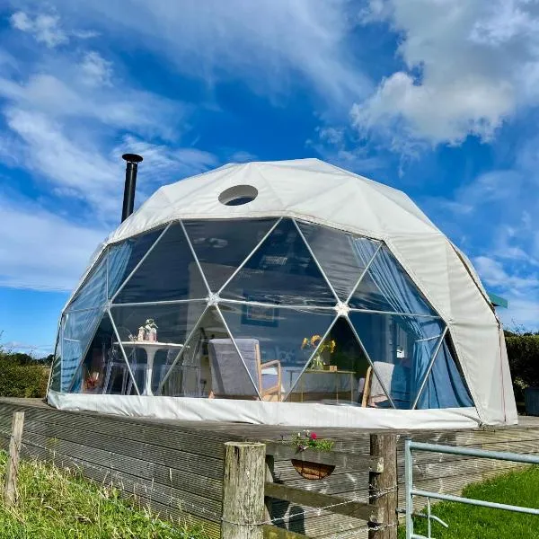 The Dome at Midauchengowan, hotel v destinaci Lochwinnoch
