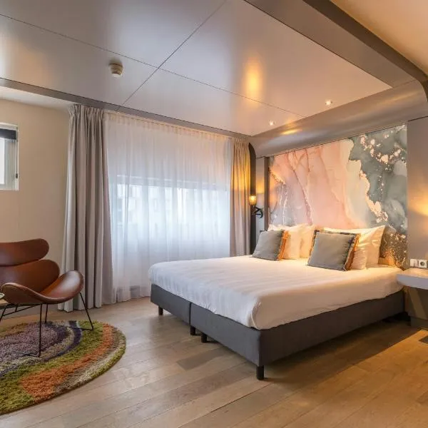 Leonardo Hotel Almere City Center โรงแรมในอัลเมียเรอ
