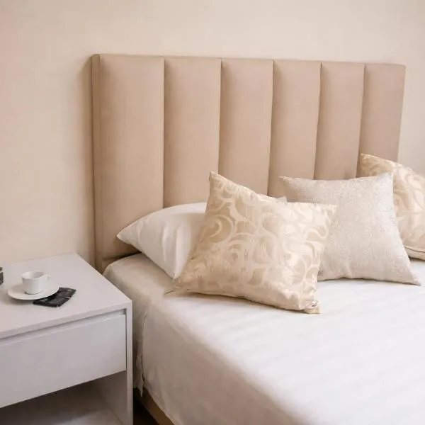 Posada Express I Airport Layover Stay - Sleep & Fly, hôtel à Isla del Mono